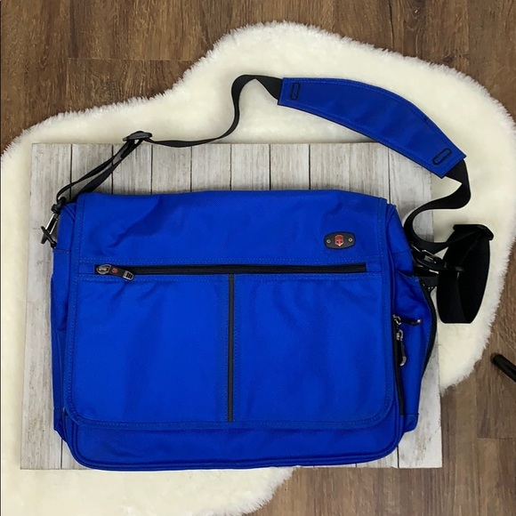 Victorinox Other - Victorinox Blue and Black Laptop Shoulder Bag